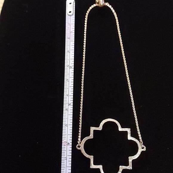 Rose Gold tone Quatrefoil slider bracelet with faux diamonds pave - Picture 5 of 6